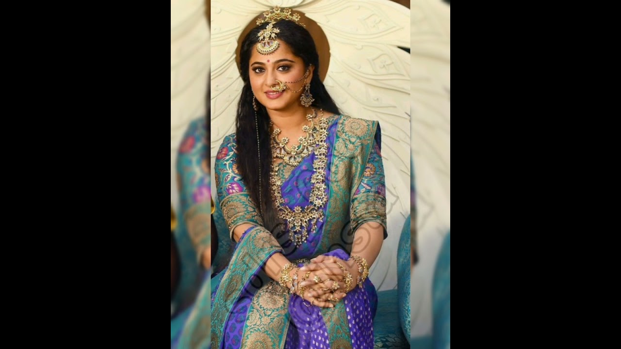 Anushka Shetty & Prabhas in Bahubali 2 🤗