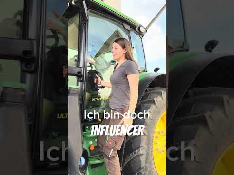 Ach warte - wir sind doch Influencer 🤪😀 #landwirtschaft #dorfkinder #dorfmädels #traktor #farming