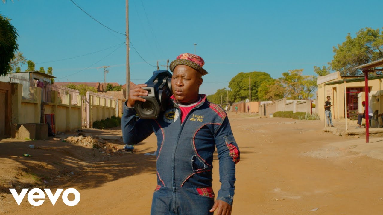 Vusi Ma R5 - Thaba (Ke Chenchitse) ft. Jelly Babie πΆ
