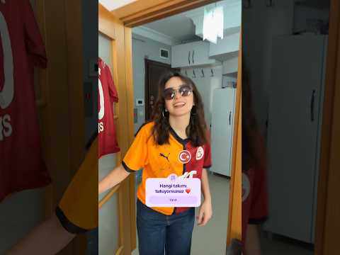 Bak kapıda yazıyor 10 numara ❤️🥰 Zeynep ve Hiranur