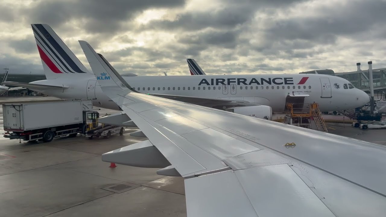 🇫🇷Paris CDG to Amsterdam AMS🇳🇱 - KLM A321neo - Trip report 