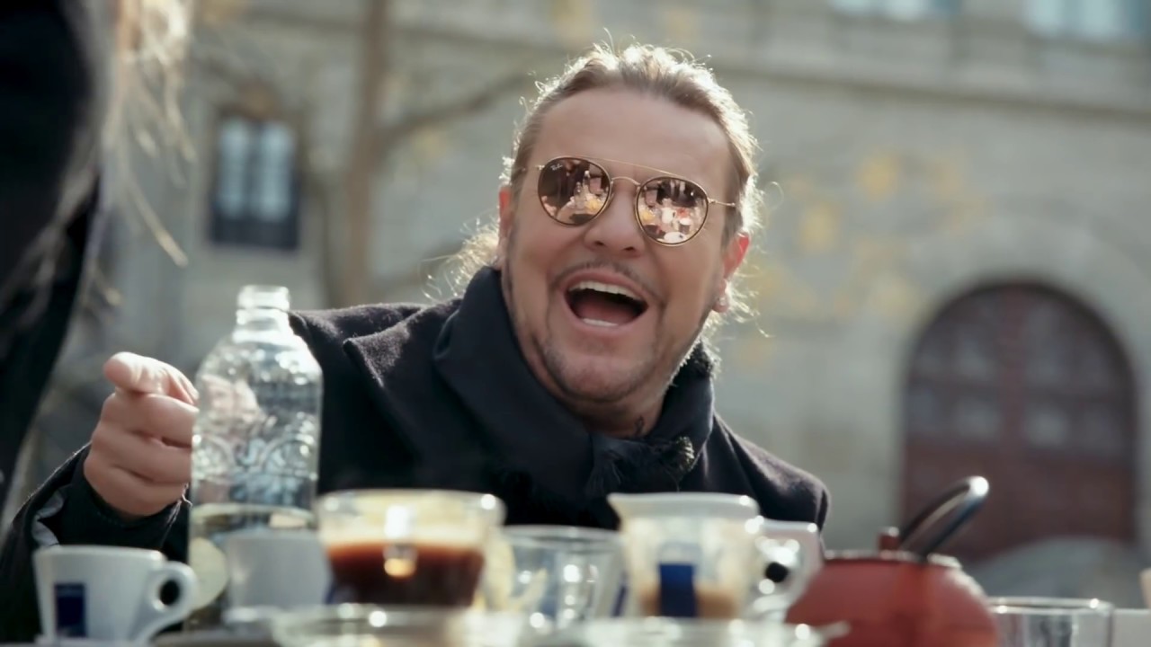 Maná ft. Pablo Alborán - Rayando El Sol (Official Video)