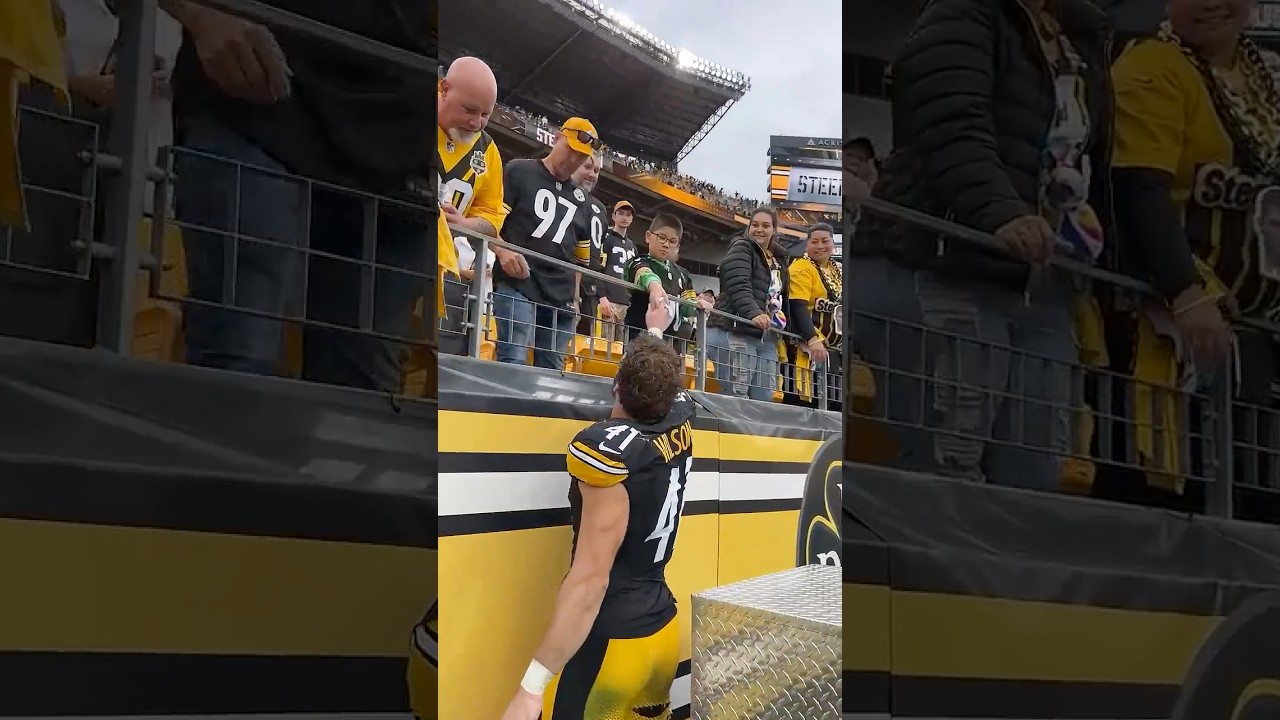 Steelers Celebrate Win with Fans 🖤💛