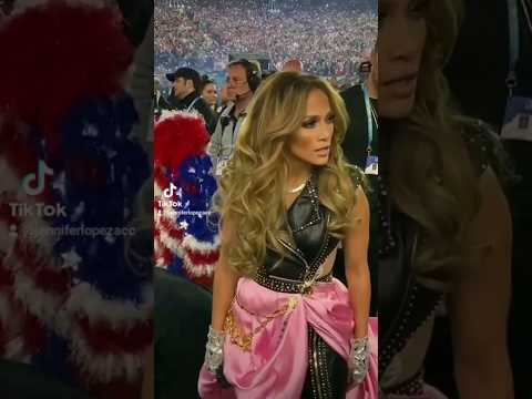 JLo x Shakira - Superbowl Halftime Show 2020 #JLo #JenniferLopez #Shakira #Halftimeshow #superbowl