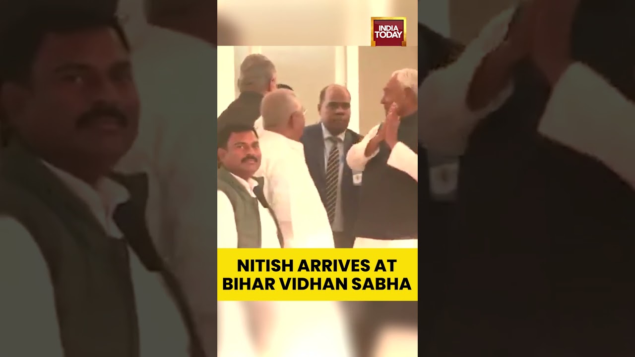 Nitish Kumar Takes Oath as Bihar CM ๐