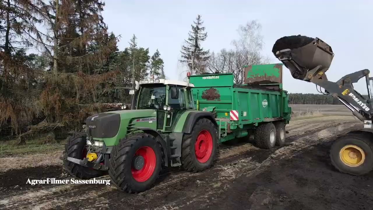 Fendt 920 Vario TMS verteilt Kompost 🚜