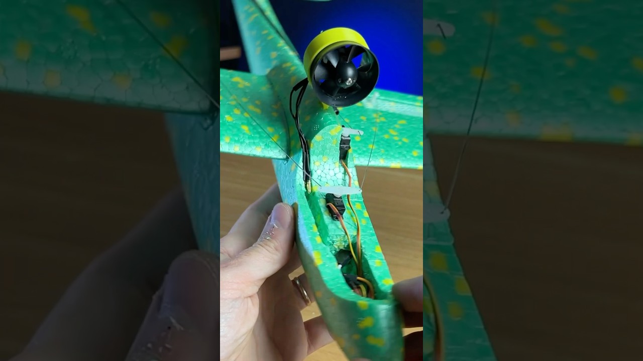 2 Euros chez ACTION pour le planeur ✈️