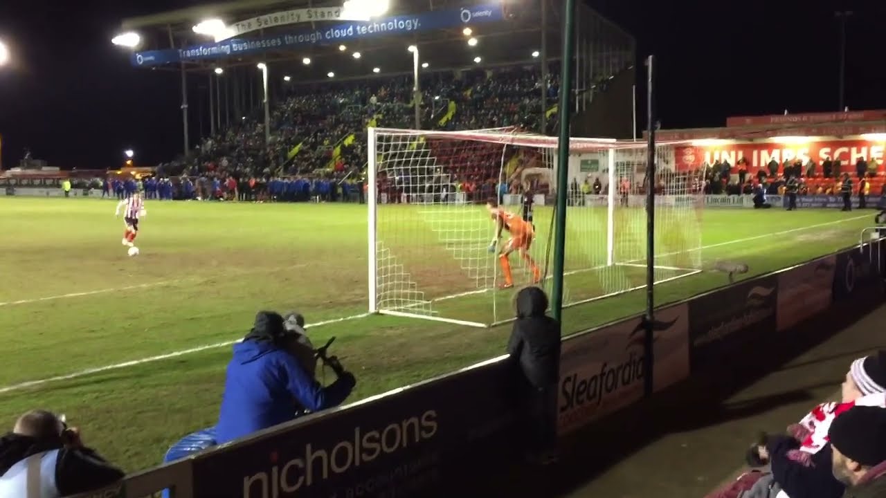 Epic 2018 Lincoln City vs Chelsea Cup Semi-Final Penalty Shootout & Pitch Invasion ⚽
