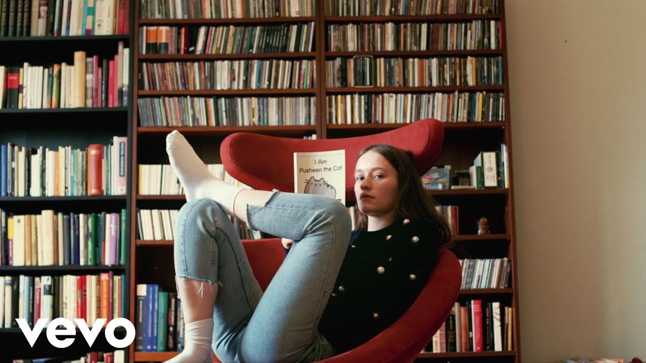 Sigrid - Plot Twist | New Single Out Now 🎶