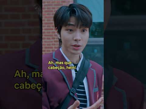 Os perigos de não olhar por onde anda 🤣 #dorama #comedia