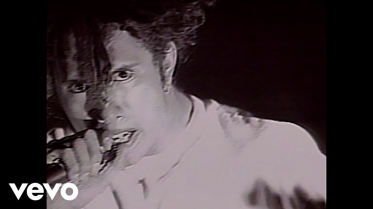 Rage Against The Machine - Killing In the Name (Official HD Music Video)