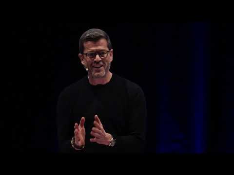 The Magic of Attention | Karl-Theodor zu Guttenberg | TEDxBerlin