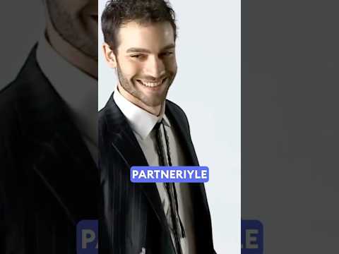 Burak Berkay Akgül en çok hangi dizi partneriyle yakıştı? #burakberkayakgül #sahipsizler #azdev