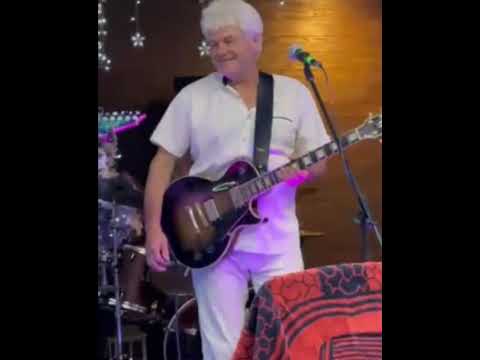 Музыкальный вечер в Terra: группа «Бавария» зажигает сцену!