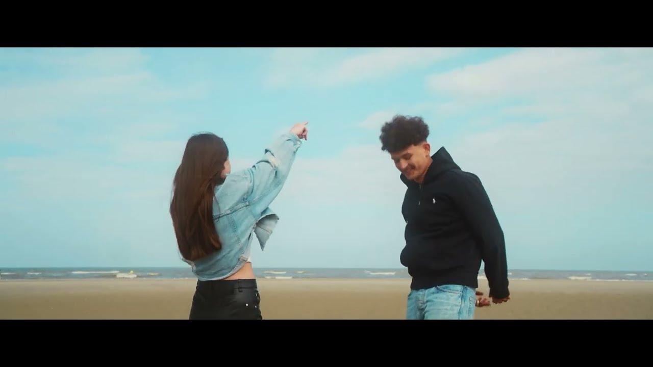 Anais Robin feat. LVZ - Un Autre 🎶 | Clip Officiel et Streaming