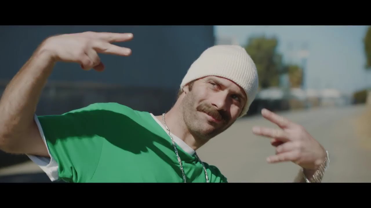 Robin Schulz - Sugar ft. Francesco Yates (Music Video)