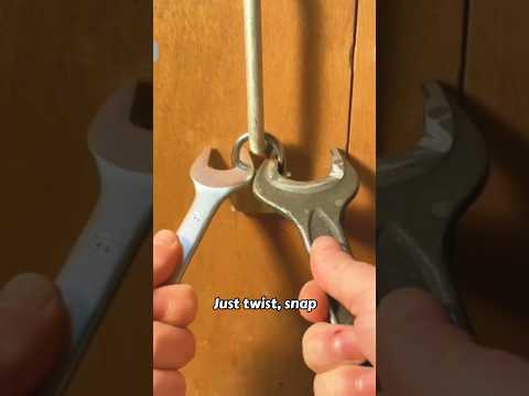 Tricks to open the padlock if the key is lost #diy #diycrafts