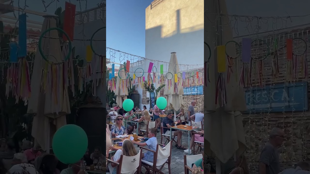 Los Magazinos Food Court & Market in Denia 🍽️