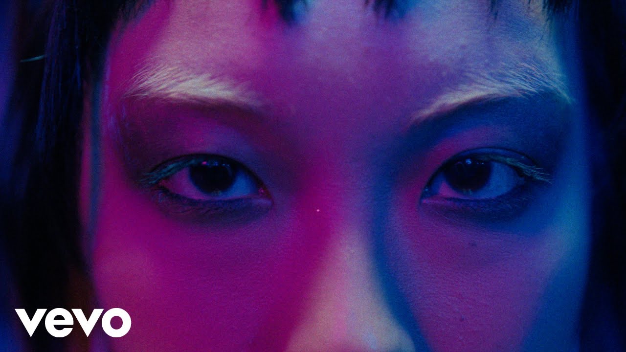 Jordan Adetunji's Official Music Video for 'THINGS YOU DO' 🎶