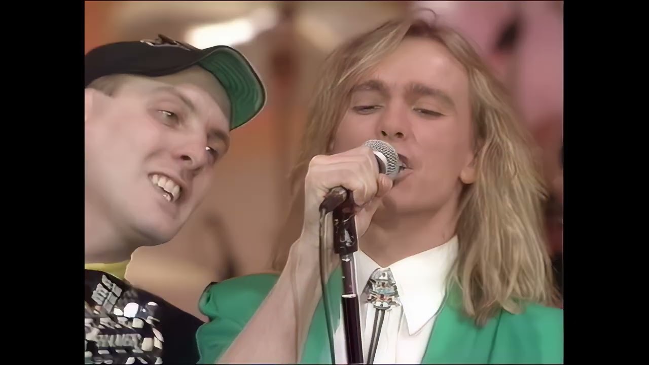 Cheap Trick - Ain't That A Shame (1980 AMA) in 4K 🇺🇸