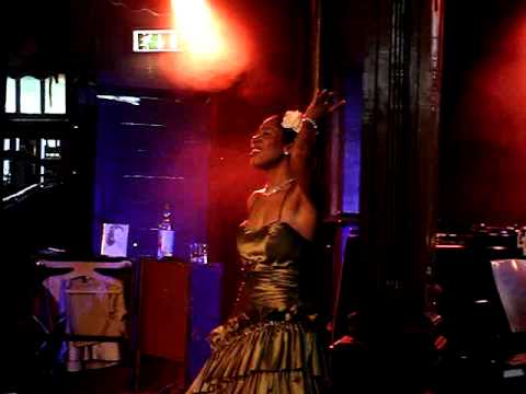 Nina Kristofferson Performs Jazz at London Jazz Fest 2025 🎶