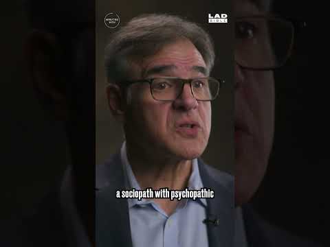 How the CIA recruits agents | Minutes With