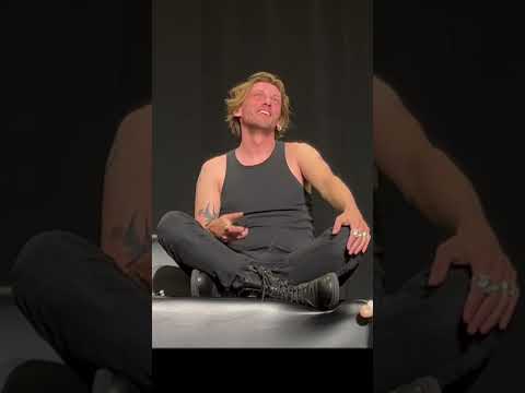 A fans asks what would Vecnas Dating Profile “About Me” be? To Jamie Campbell Bower, March 2023.