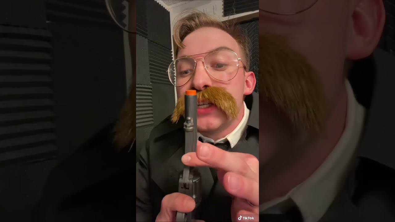 Commissioner Gordon Meets Robin 🤝