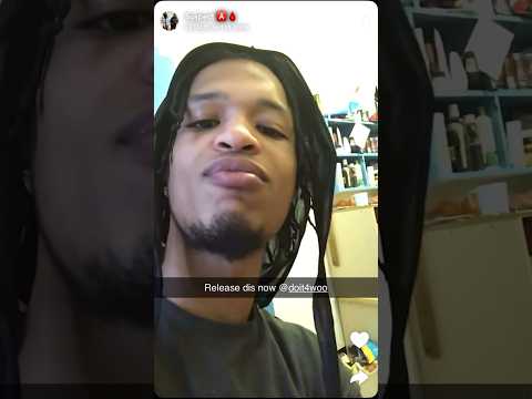 Suspect (AGB) and Swavey (AGB) chilling in jail, listens Lil Dotz (HRB) and Broadday (AGB)’s song 🆓