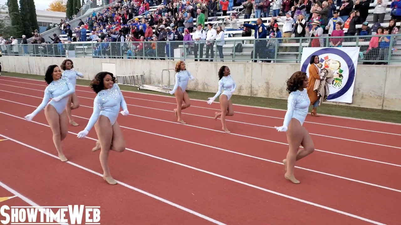 SU Band & Dancing Dolls at Rose Parade 2019 🎺