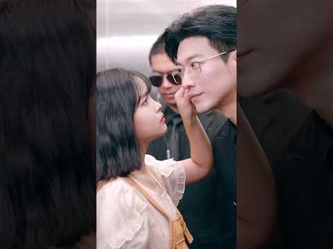 The bodyguards🤣#shorts #YuLong #YangMiemie #cdrama #Chinesedrama #dramachina #dramaclips #drama