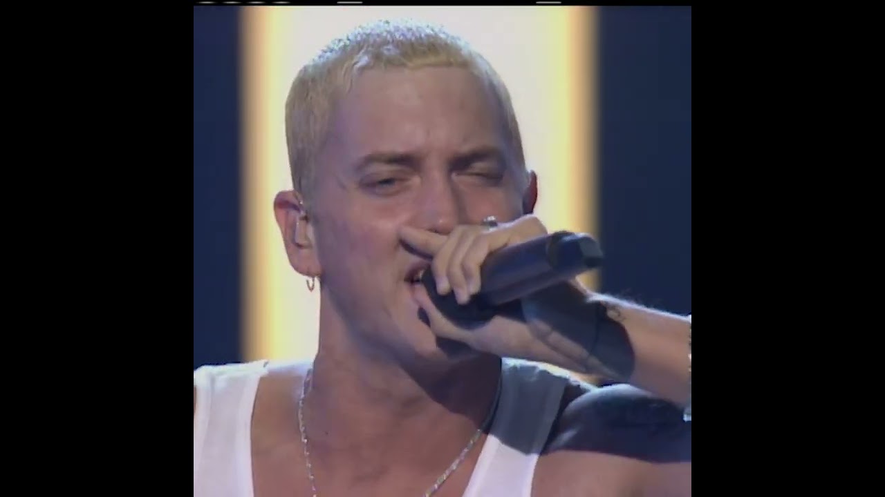 Eminem Performs 'The Real Slim Shady' & 'The Way I Am' Live at MTV Music Awards 2000