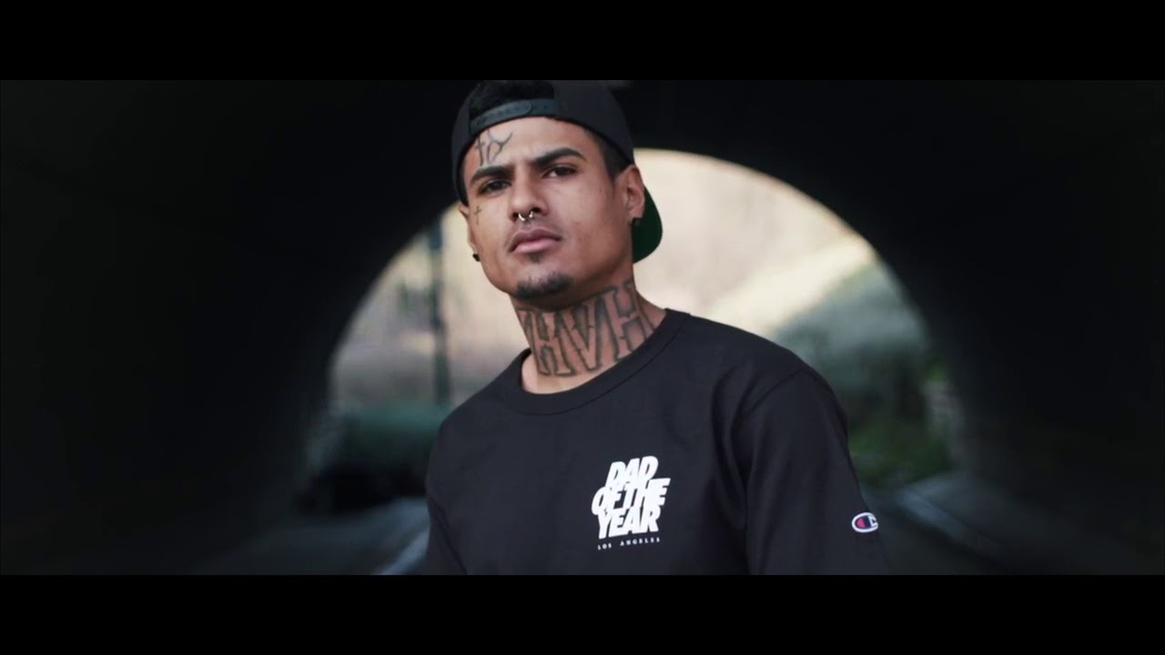 Dad of the Year: Dramatic Narration 🎙️