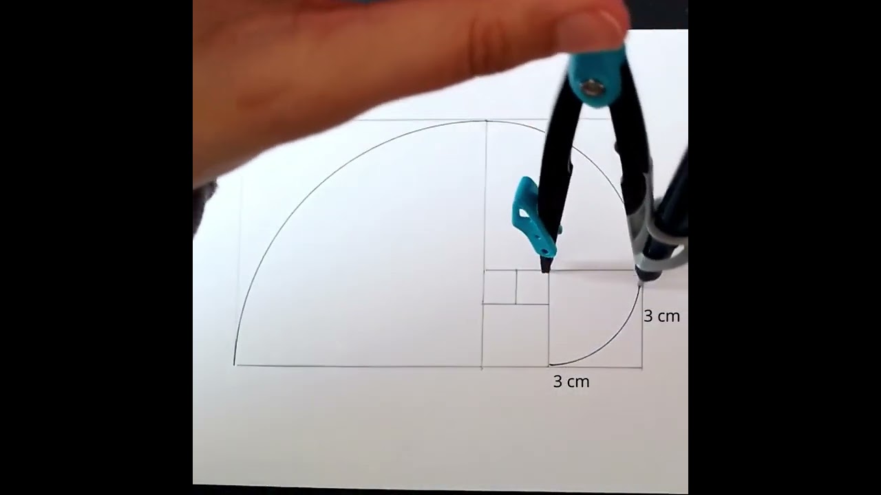 Master the Golden Ratio & Fibonacci Sequence in Your Art 🎨