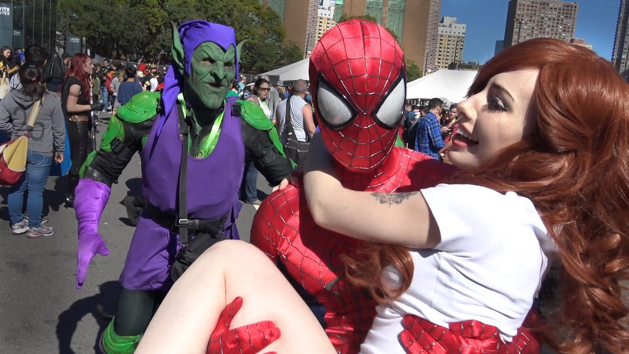 Spider-Man: SPIDER-VERSE Shines at NY Comic Con 🕷️