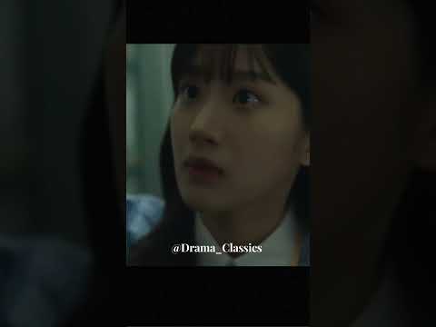 Hiding in the Closet😉🤭The interest of love #shorts #theinterestoflove #newkdrama #netflix