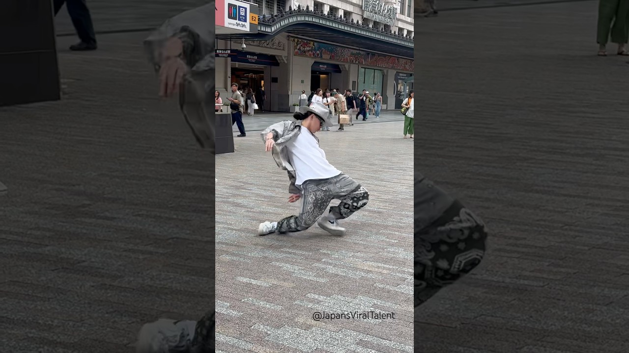 Watch the Viral Dance Sensation Robomon Take Over Japan! 🎉