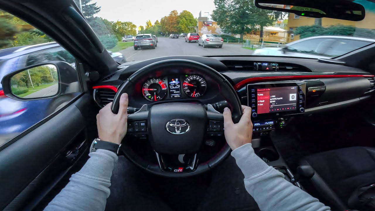 2023 Toyota Hilux GR Sport Test Drive 🚗