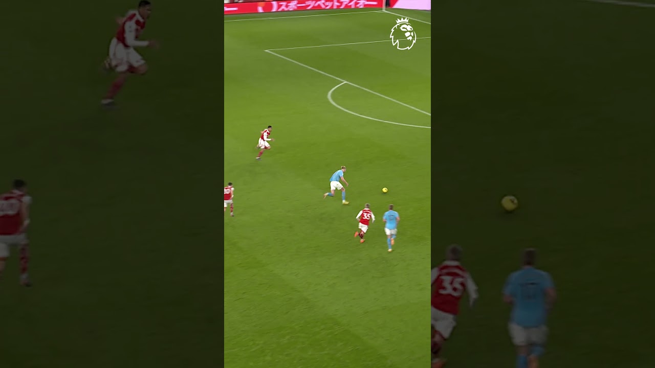 Jack Grealish Scores Stunning Goal for Man City Against Arsenal ⚽ (2022/23 Highlights)