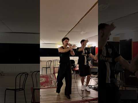 انتِ صرتي ديفا و دلوعه