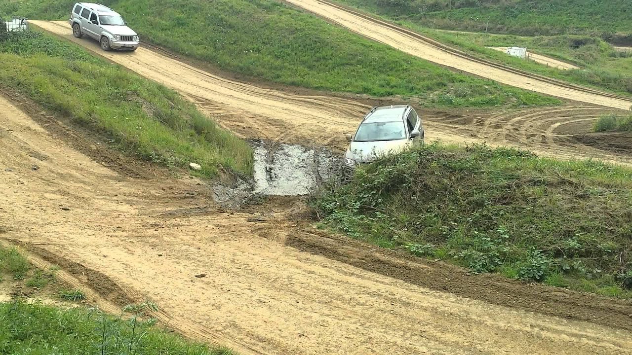 Volvo XC70 D5 AWD Off-Road Test 🚗