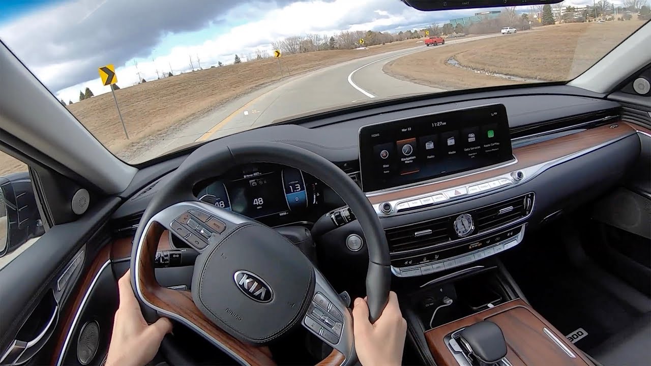 2019 Kia K900 Luxury VIP First Drive 🚗