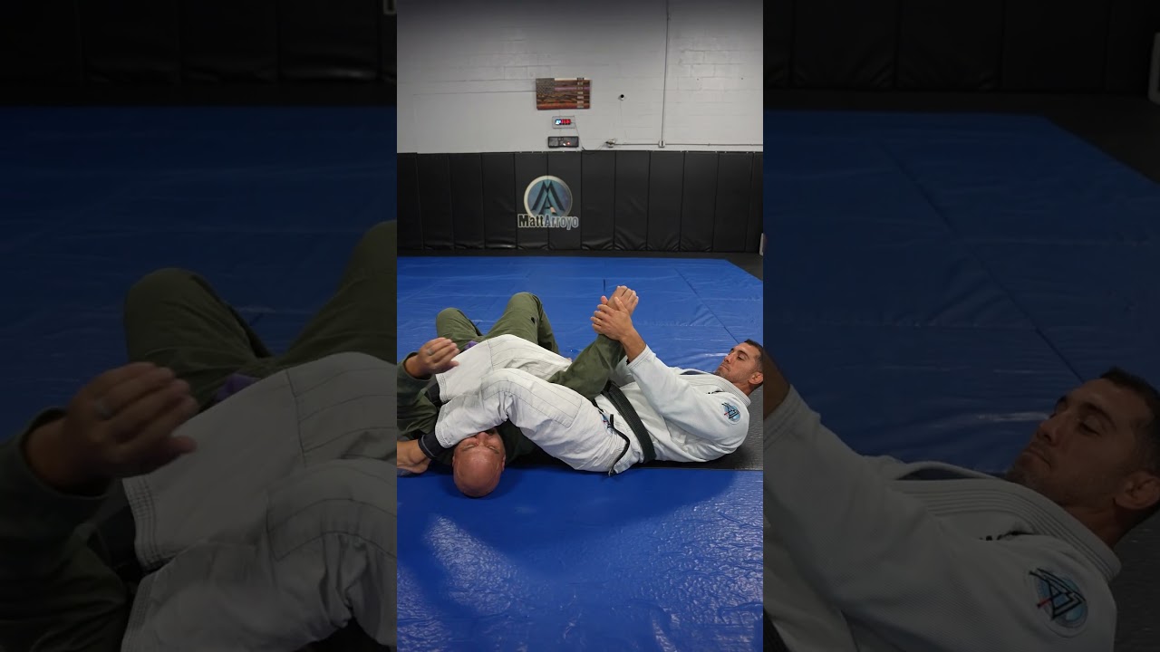 7 Top 7 Mount Submissions to Elevate Your Jiu-Jitsu Game 🥋