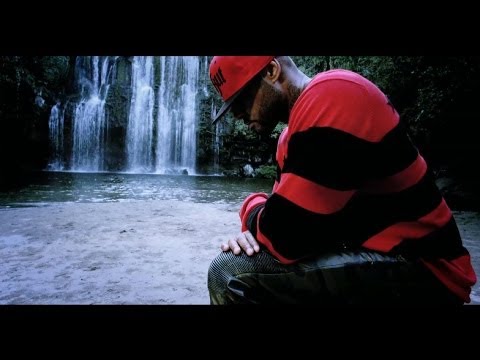 Booba - Une Vie (Clip Officiel)