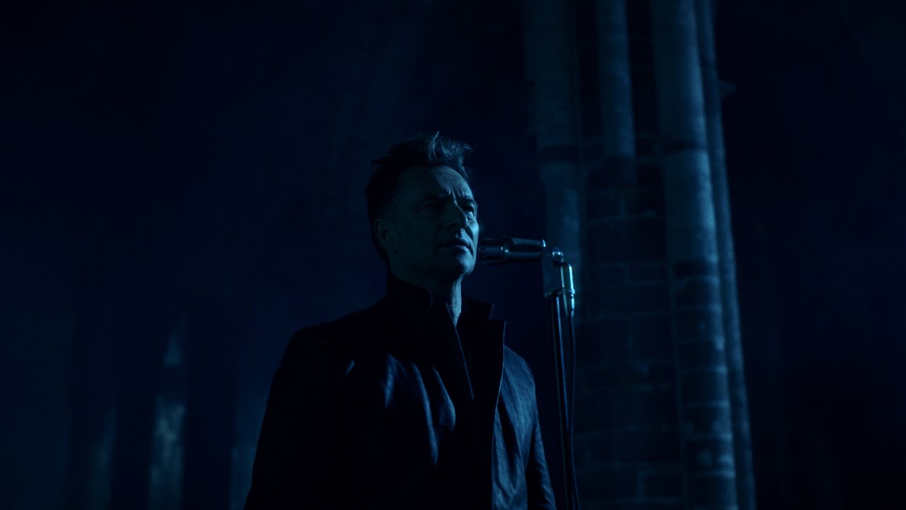 🎶 David Hallyday - Requiem pour un fou (Official Music Video)