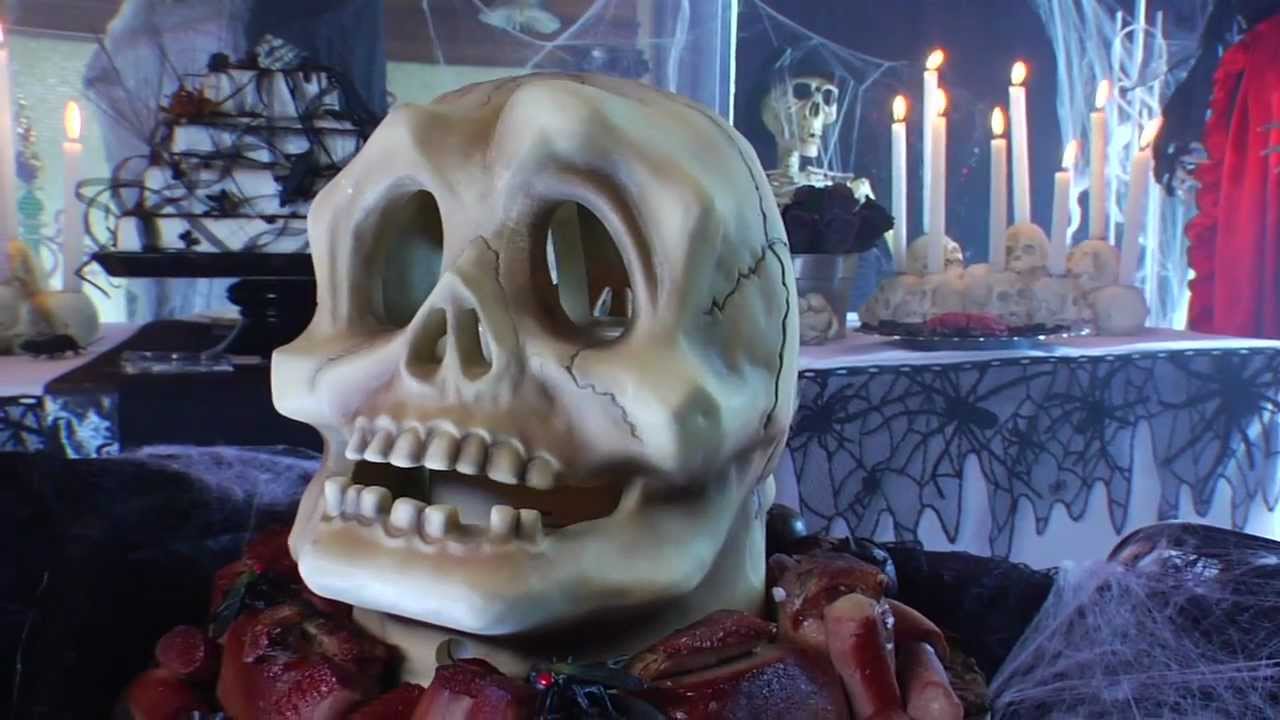 Morphing Halloween Skull - Grandin Road
