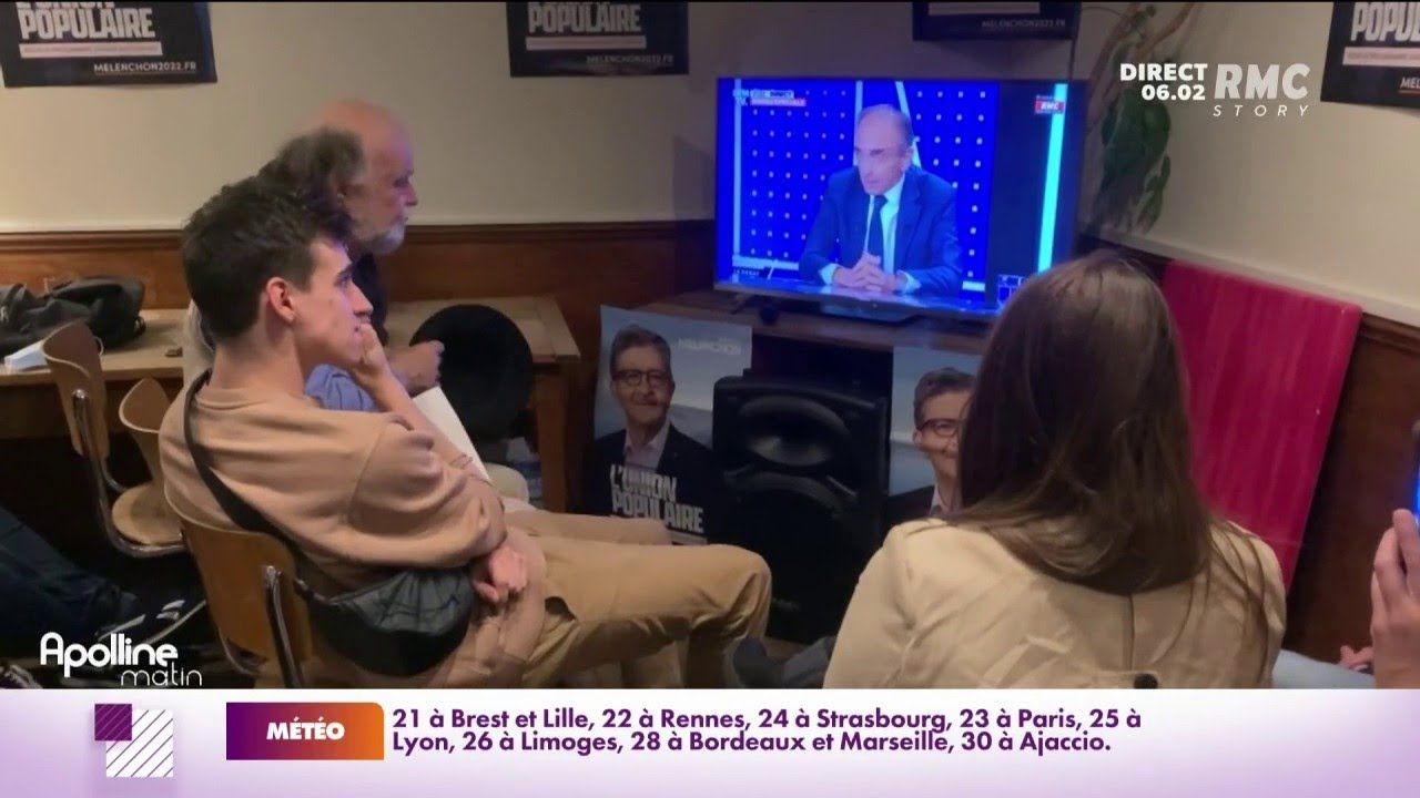 Les militants Insoumis saluent la performance de Mélenchon face à Zemmour à Lille