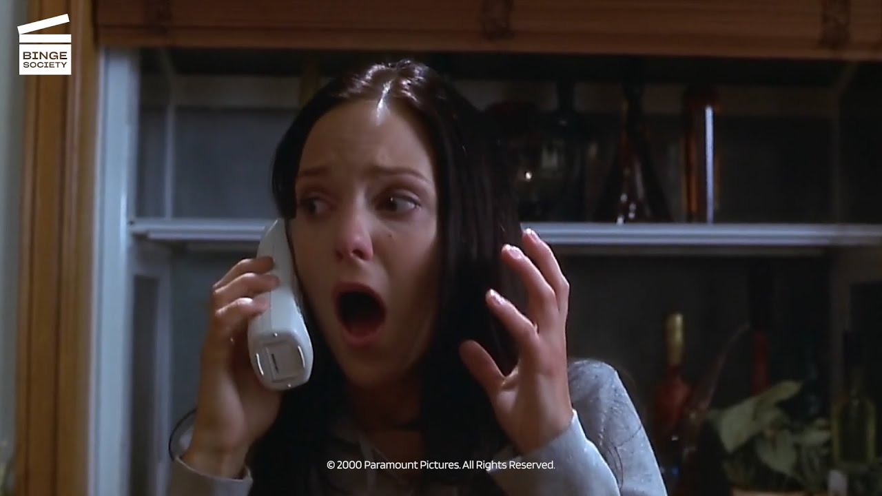 Scary Movie (2000): Ghostface Hide & Seek 😂