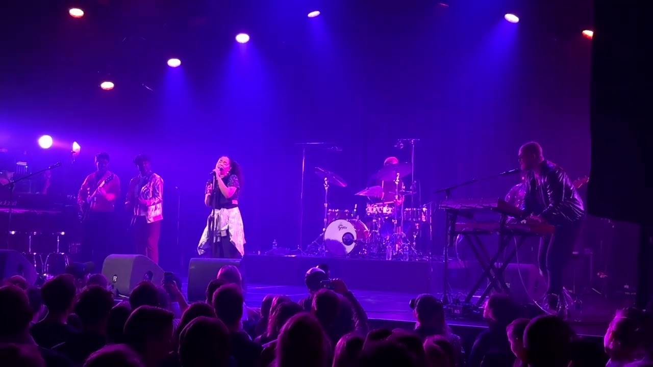 Scary Pockets Perform 'Creep' at Melkweg 2023 🎸
