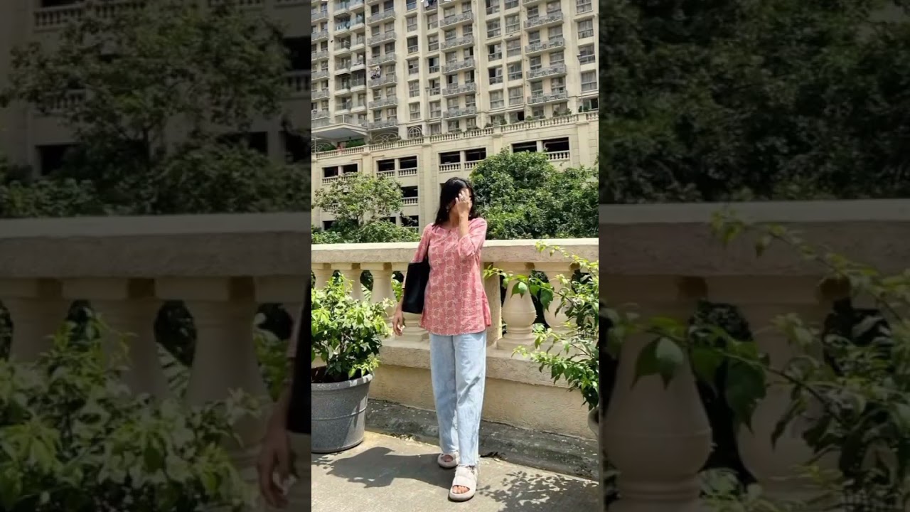 Stylish Girls' Kurtis & Jeans Poses Ideas 👗